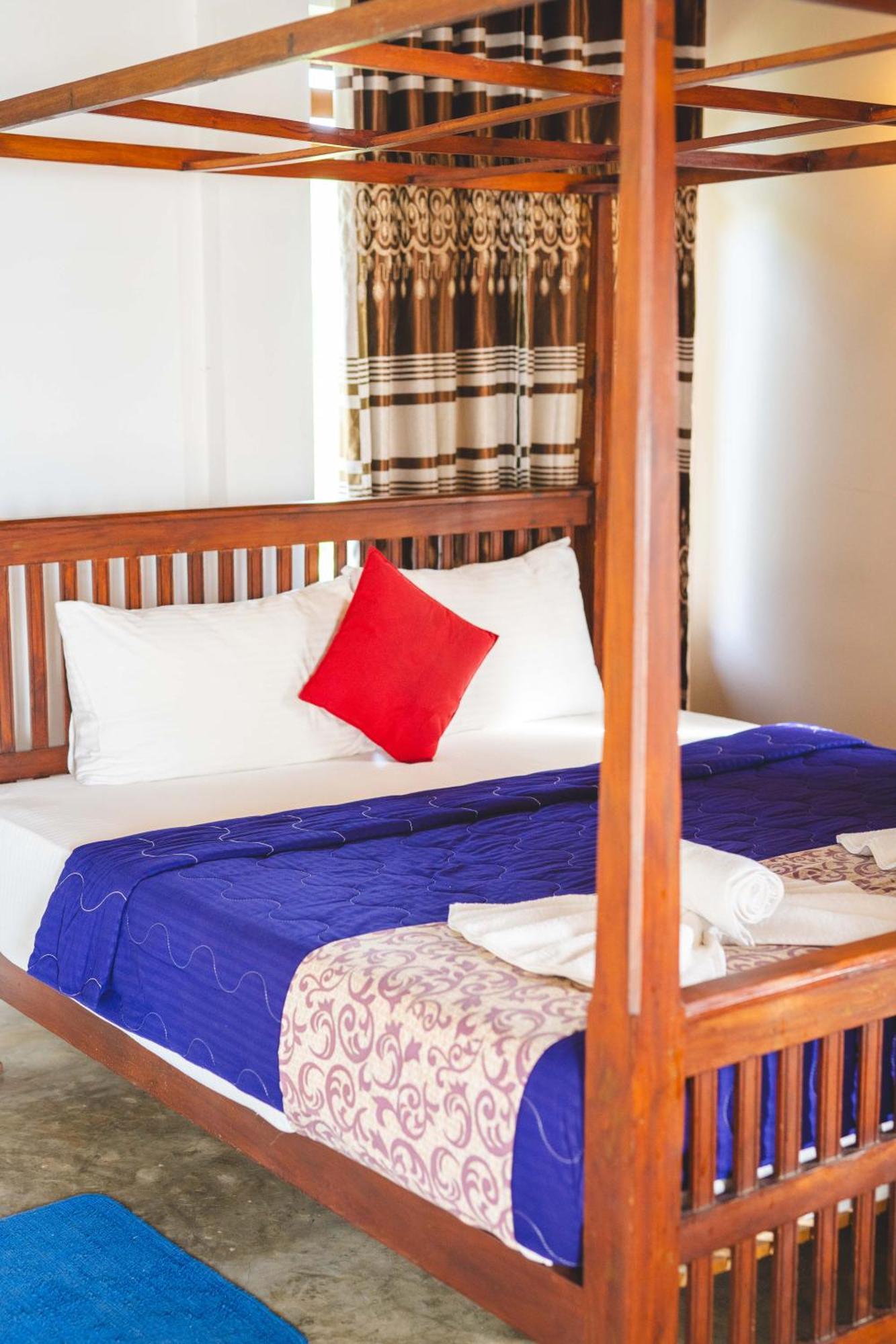 Harmony Beach Resort แทนกาลเล ภายนอก รูปภาพ