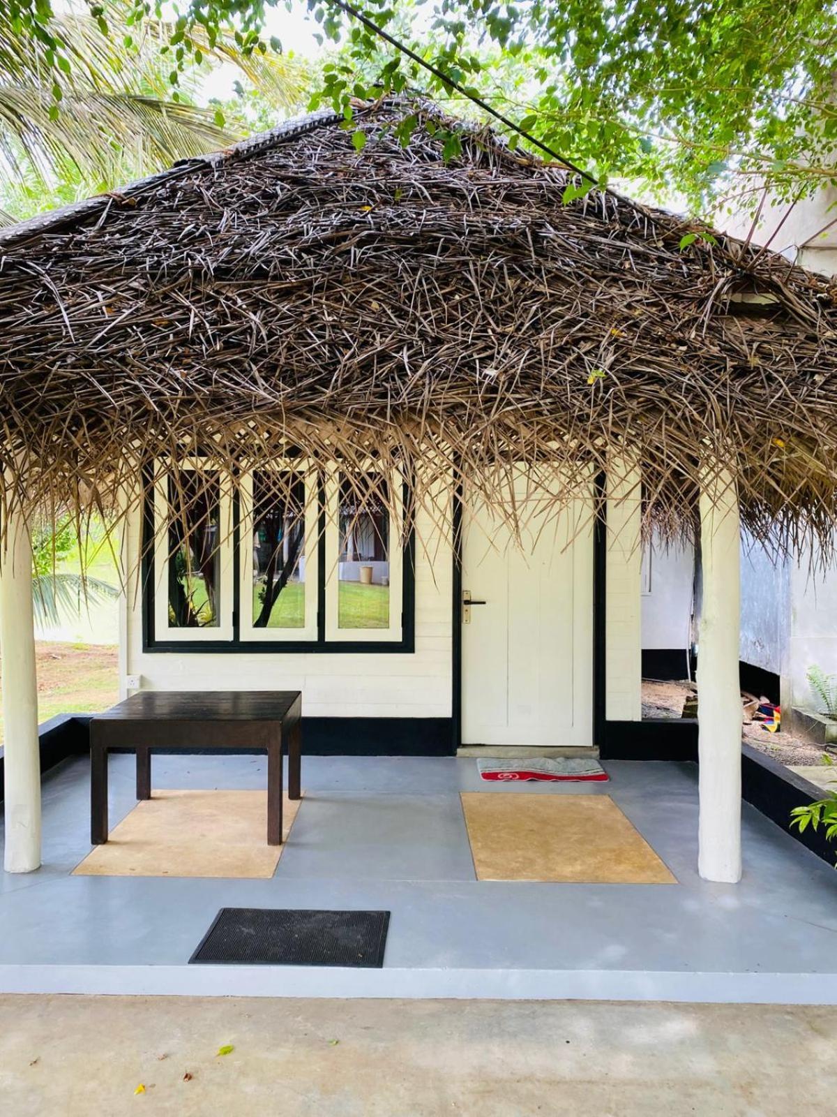 Harmony Beach Resort แทนกาลเล ภายนอก รูปภาพ