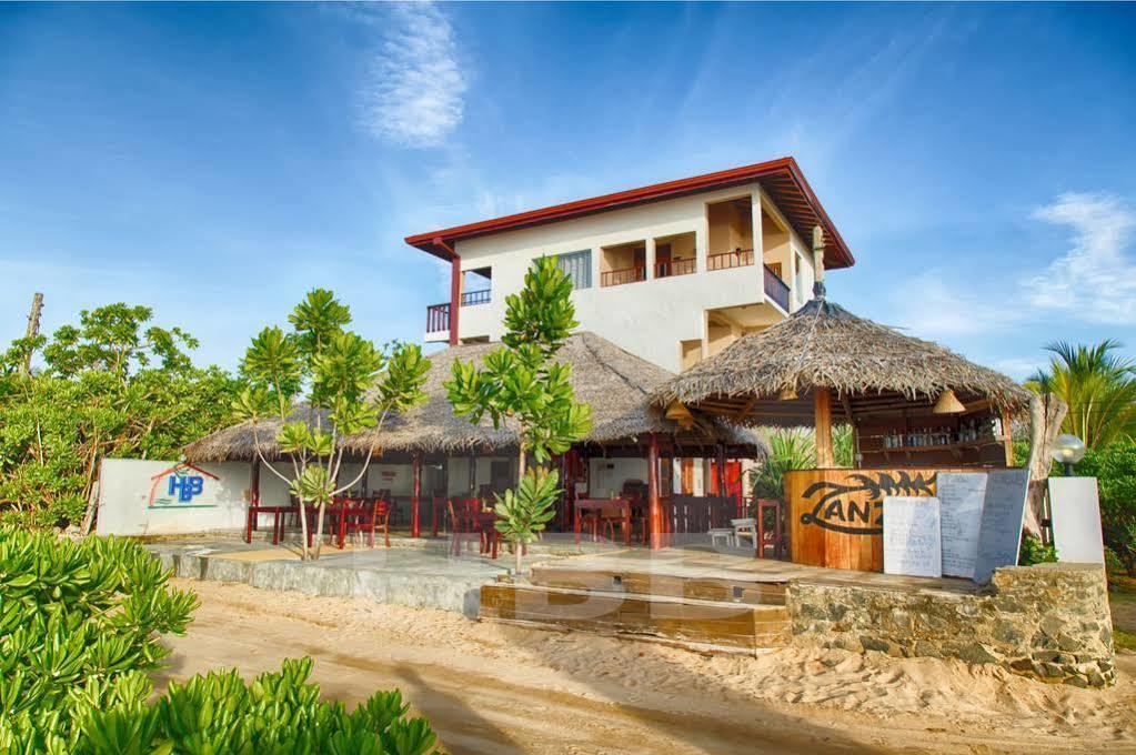 Harmony Beach Resort แทนกาลเล ภายนอก รูปภาพ